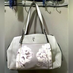 EUC Simply Vera Wang Gray Floral Purse